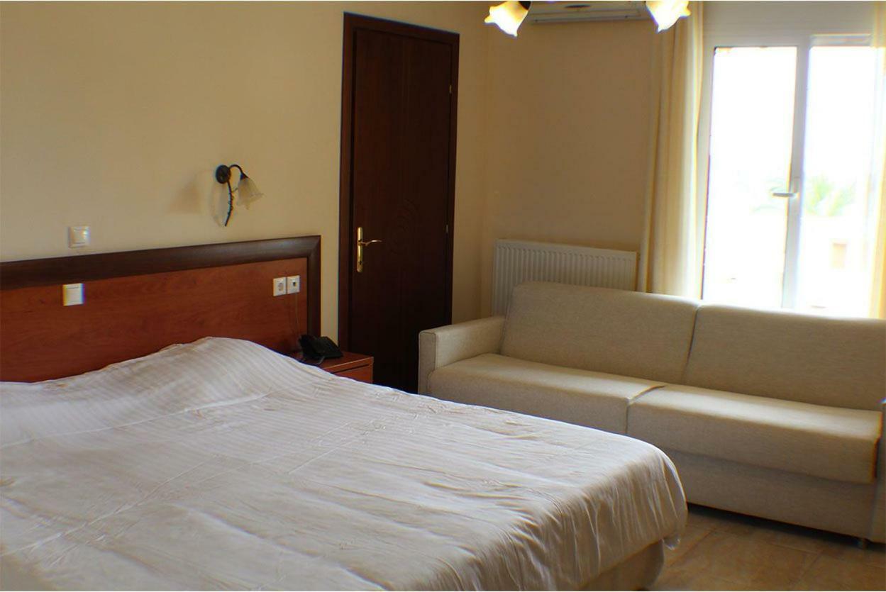 Kelyfos Hotel Neos Marmaras Ngoại thất bức ảnh
