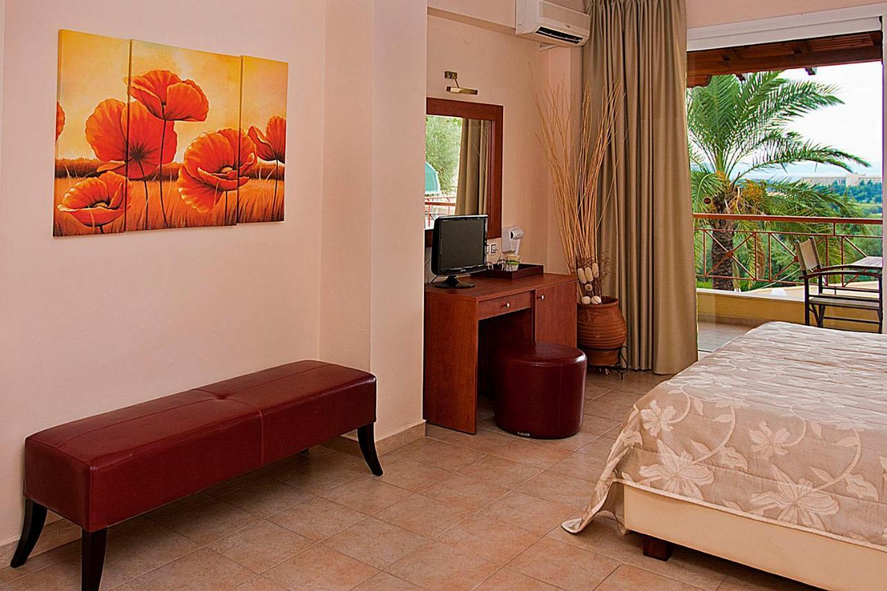 Kelyfos Hotel Neos Marmaras Phòng bức ảnh